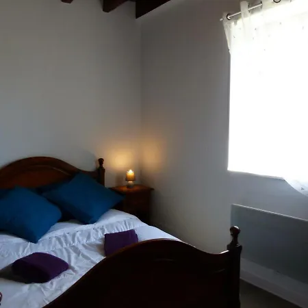 Cressanges, 4 Pièces, 6 Personnes - Fr-1-489-44 Hébergement de vacances Cressanges