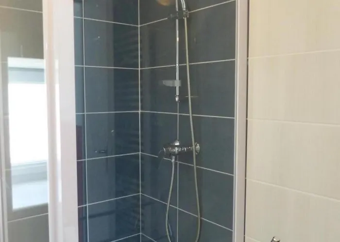 別荘 Longere Bourbonnaise Renovee Avec Jardin A - Fr-1-489-44