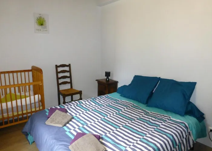 Longere Bourbonnaise Renovee Avec Jardin A - Fr-1-489-44 別荘 *